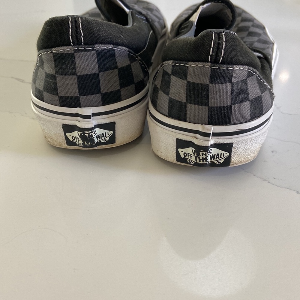 Vans - Picture 4 of 6